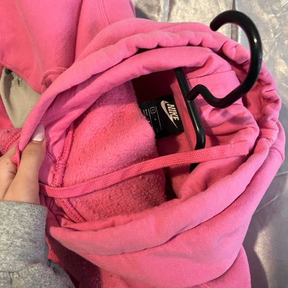 COPY - PINK NIKE HOODIE - Picture 2 of 2